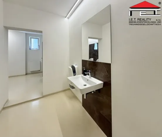 Pronájem kanceláře, Brno, Moravské náměstí, 30 m2