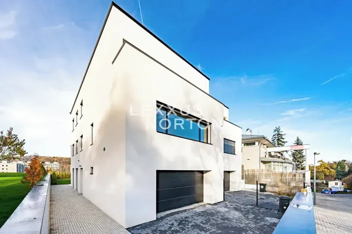Pronájem rodinného domu, Praha - Stodůlky, Ke Koh-i-nooru, 282 m2