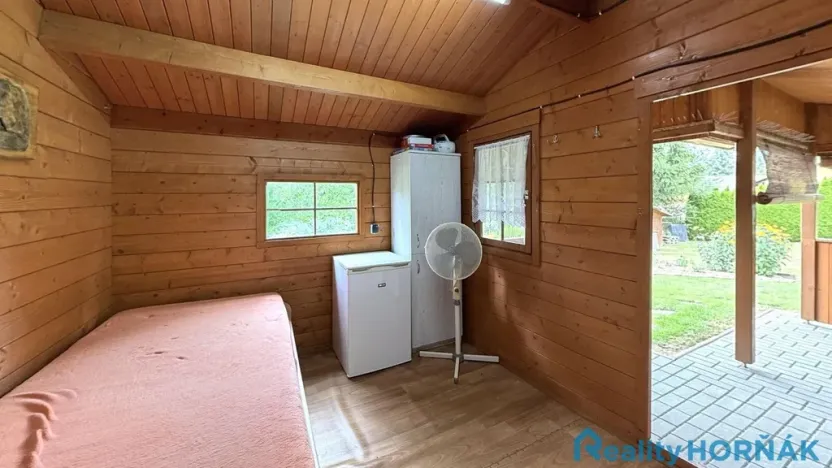 Prodej chaty, Týn nad Vltavou, Břehy, 28 m2