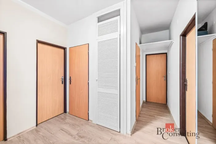 Pronájem bytu 4+1, Praha - Smíchov, Pod Fialkou, 94 m2