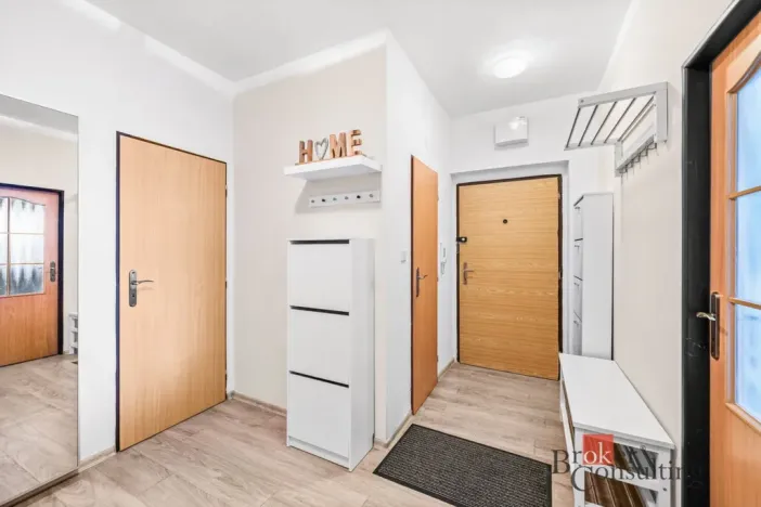 Pronájem bytu 4+1, Praha - Smíchov, Pod Fialkou, 94 m2