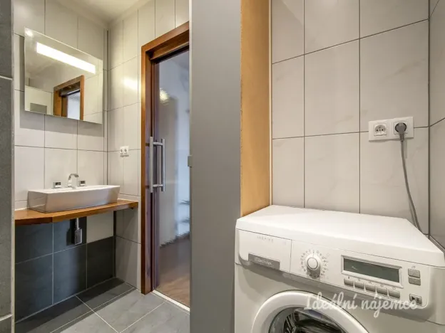 Pronájem bytu 2+kk, Praha - Zličín, Nedašovská, 36 m2