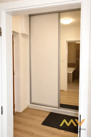 Pronájem bytu 1+kk, Hradec Králové - Nový Hradec Králové, Jana Masaryka, 38 m2