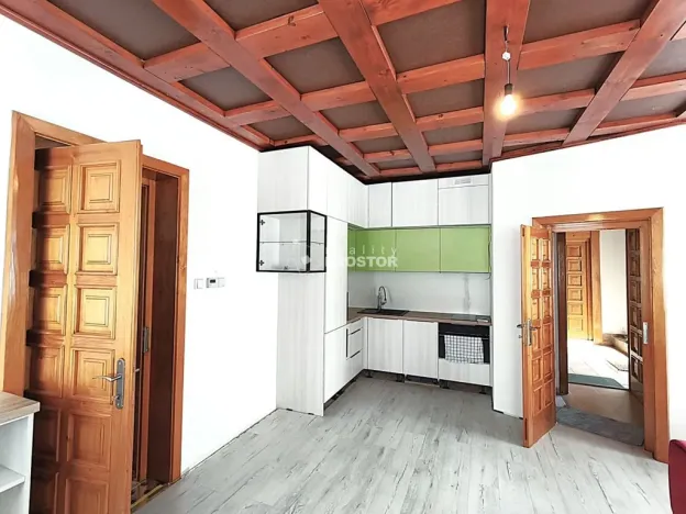Prodej bytu 2+kk, Osečná - Zábrdí, 43 m2