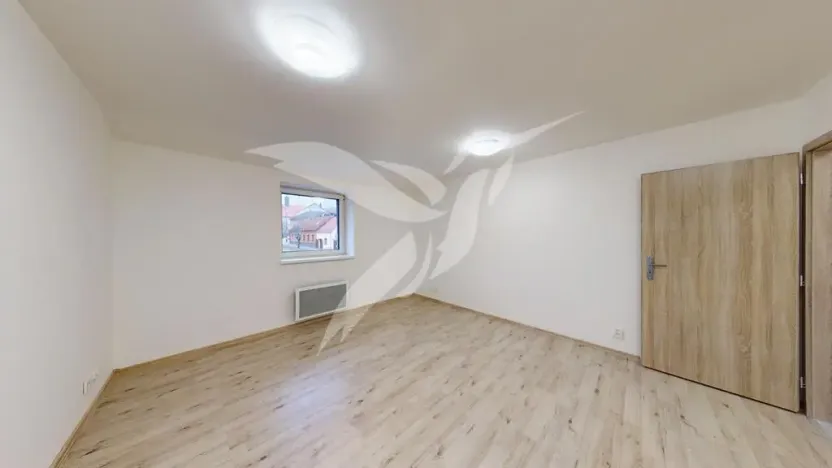 Pronájem bytu 1+kk, Starý Plzenec, Masarykovo náměstí, 29 m2
