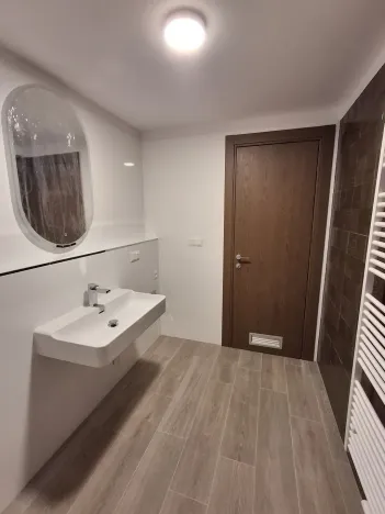 Pronájem bytu 2+kk, Teplice, Novoveská, 52 m2