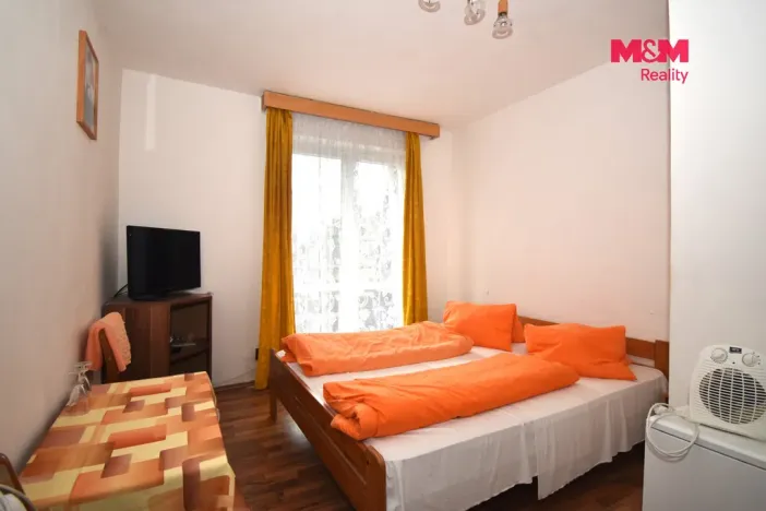 Prodej ubytování, Bílá, 900 m2
