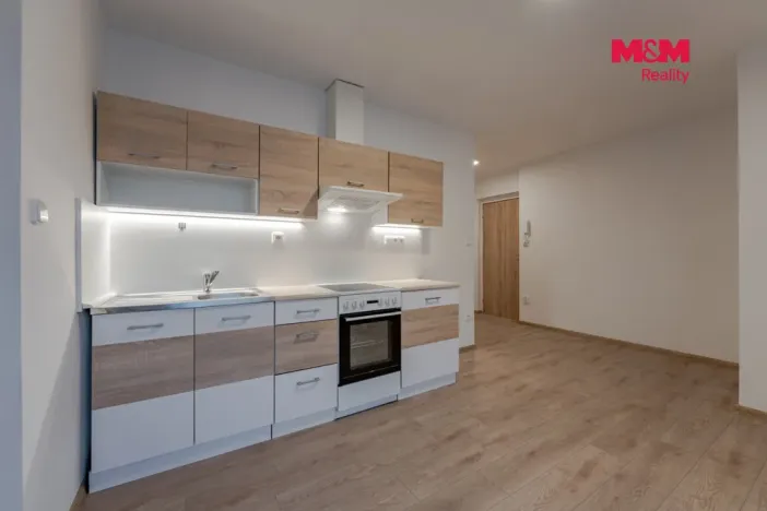 Pronájem bytu 1+1, Valašské Meziříčí, Poláškova, 47 m2