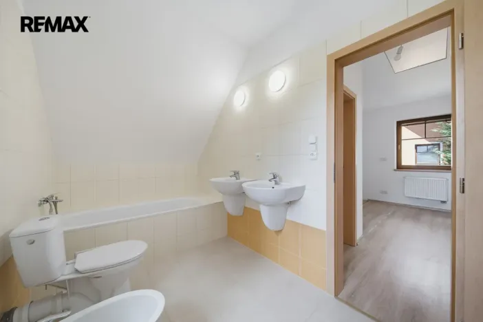 Prodej rodinného domu, Karlovy Vary, Slovenská, 119 m2