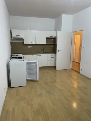 Pronájem bytu 2+kk, Hostivice, Školská, 40 m2