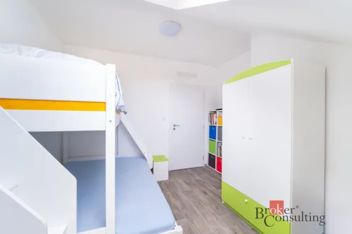 Prodej bytu 2+kk, Neslovice, Lesní, 72 m2