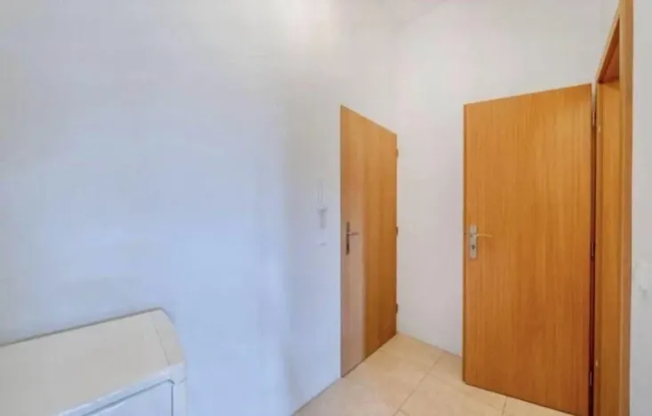 Pronájem bytu 2+kk, Praha - Žižkov, Jeseniova, 45 m2