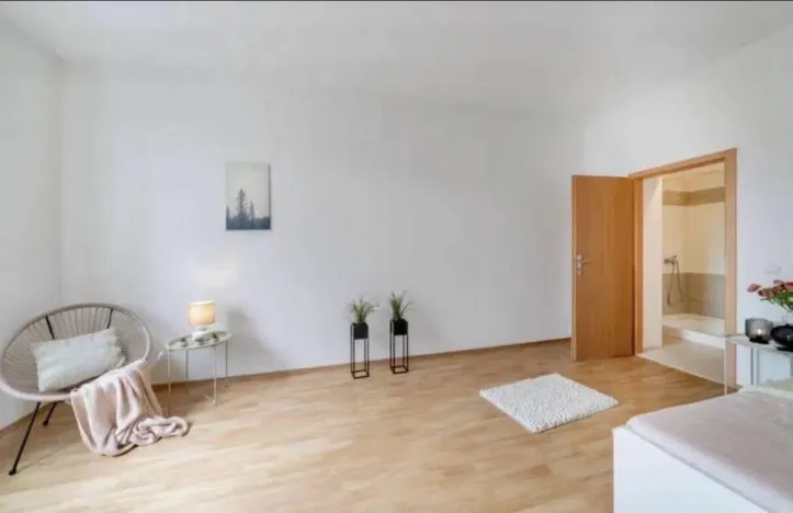 Pronájem bytu 2+kk, Praha - Žižkov, Jeseniova, 45 m2