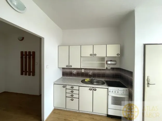 Pronájem bytu 2+1, Tábor, Chocholouškova, 56 m2