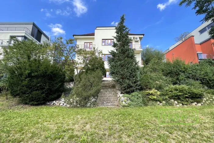 Pronájem bytu 3+kk, Praha - Vinohrady, Perucká, 120 m2