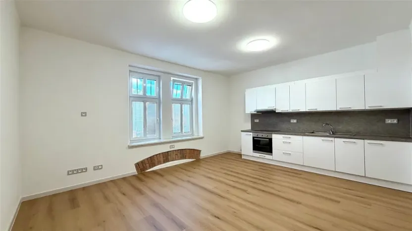 Pronájem bytu 3+kk, Cheb, Karlova, 68 m2