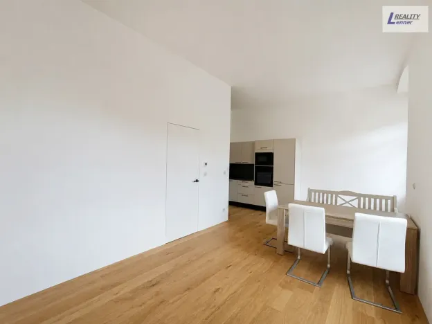 Pronájem bytu 1+kk, Jince, Slavíkova, 27 m2