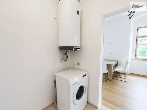Pronájem bytu 1+kk, Jince, Slavíkova, 27 m2