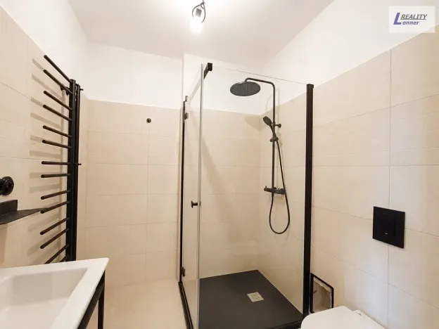 Pronájem bytu 1+kk, Jince, Slavíkova, 27 m2