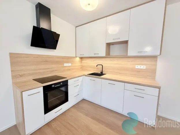 Pronájem bytu 2+kk, České Budějovice - České Budějovice 6, Jeronýmova, 55 m2