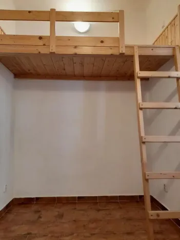 Pronájem bytu 1+1, Praha - Smíchov, Plzeňská, 24 m2