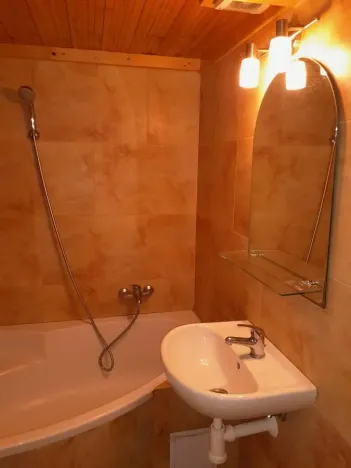Pronájem bytu 1+1, Praha - Smíchov, Plzeňská, 24 m2