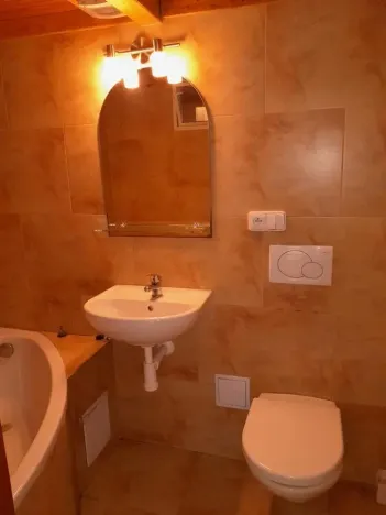 Pronájem bytu 1+1, Praha - Smíchov, Plzeňská, 24 m2