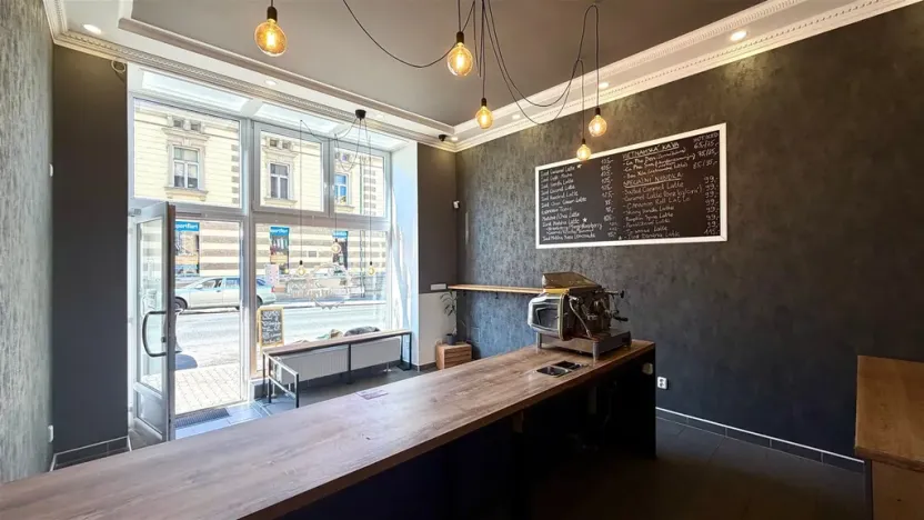 Pronájem obchodního prostoru, Cheb, Májová, 35 m2