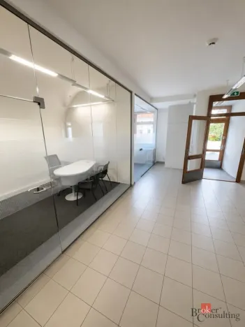 Pronájem kanceláře, Rokycany - Střed, Masarykovo náměstí, 180 m2