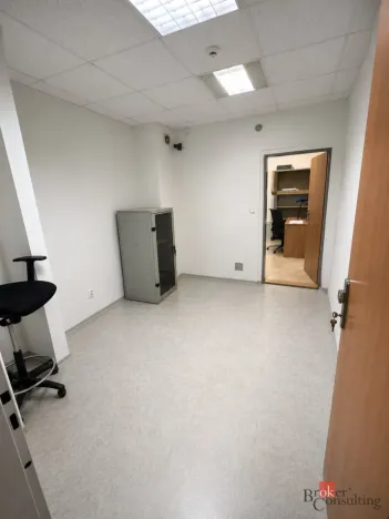 Pronájem kanceláře, Rokycany - Střed, Masarykovo náměstí, 180 m2