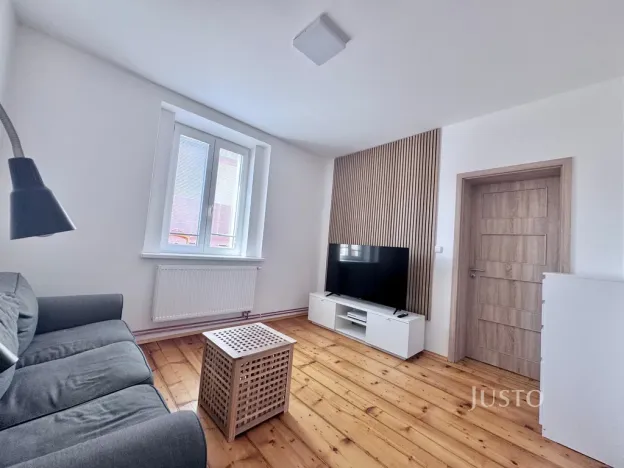 Pronájem bytu 2+1, Lovosice, Žižkova, 47 m2
