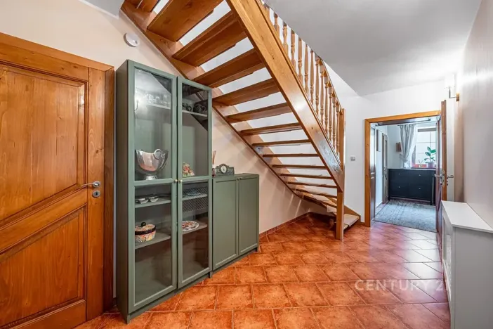 Prodej rodinného domu, Benešov, 185 m2
