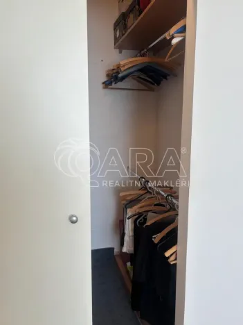 Prodej bytu 2+1, Opava - Předměstí, Nerudova, 63 m2