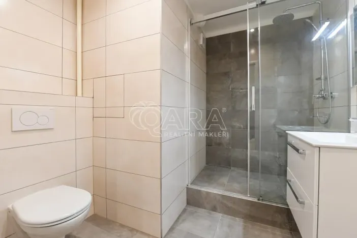 Prodej bytu 2+kk, Praha - Krč, Hurbanova, 39 m2