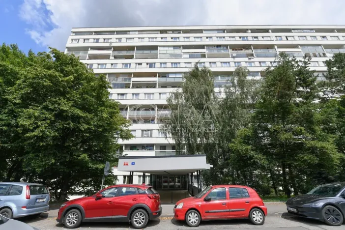Prodej bytu 2+kk, Praha - Krč, Hurbanova, 39 m2