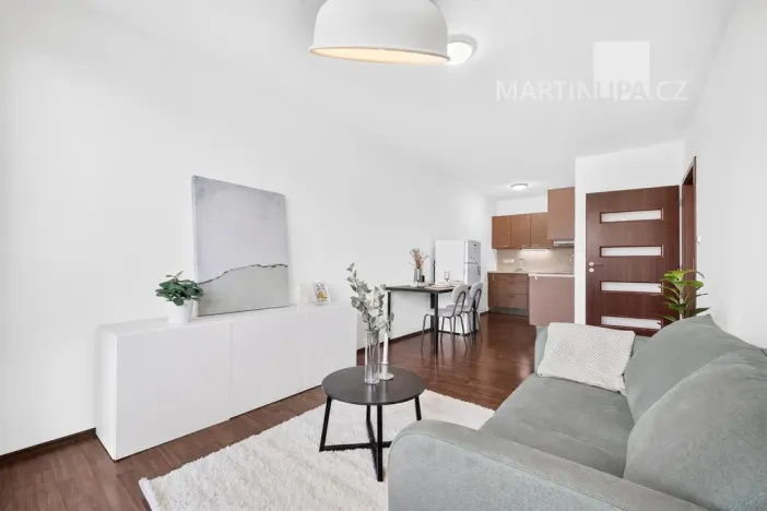 Prodej bytu 2+kk, Praha - Kobylisy, Famfulíkova, 43 m2