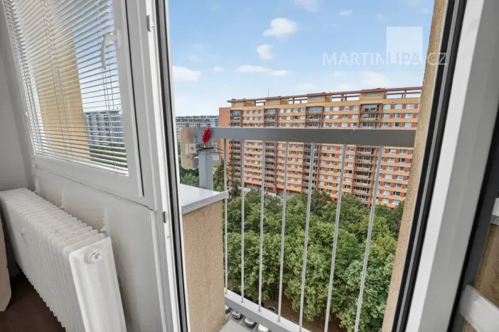 Prodej bytu 2+kk, Praha - Kobylisy, Famfulíkova, 43 m2