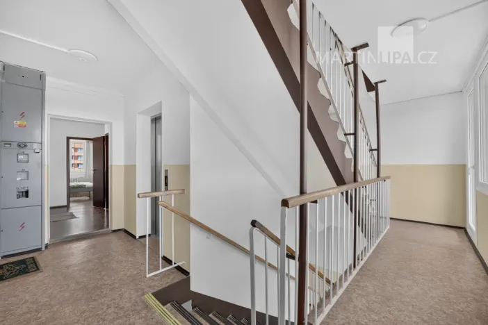 Prodej bytu 2+kk, Praha - Kobylisy, Famfulíkova, 43 m2