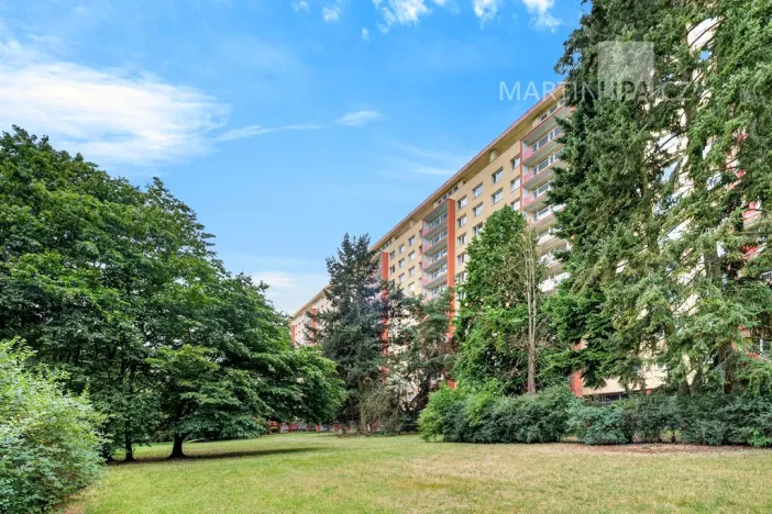 Prodej bytu 2+kk, Praha - Kobylisy, Famfulíkova, 43 m2