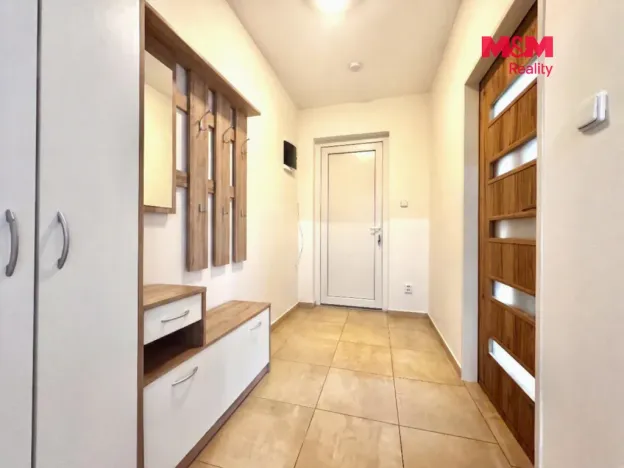 Pronájem bytu 2+kk, Klášterec nad Ohří - Miřetice u Klášterce nad Ohří, Chomutovská, 64 m2