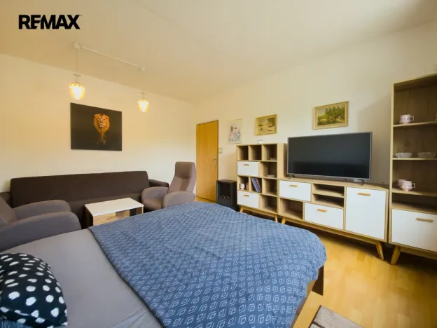 Prodej bytu 2+1, Uherčice, 62 m2