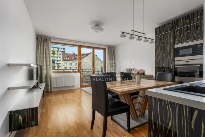 Pronájem bytu 3+kk, Praha - Libeň, Drahobejlova, 64 m2