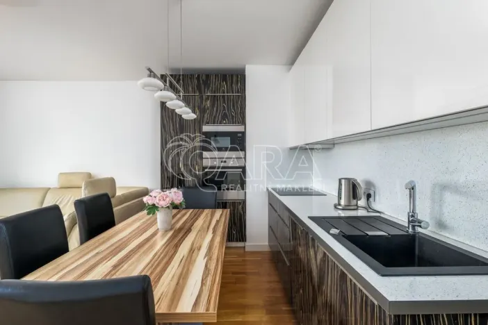 Pronájem bytu 3+kk, Praha - Libeň, Drahobejlova, 64 m2