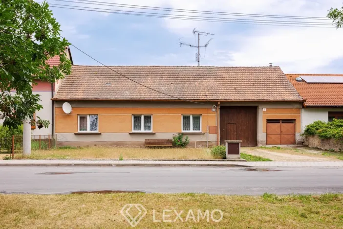 Prodej rodinného domu, Třebíč - Slavice, 250 m2