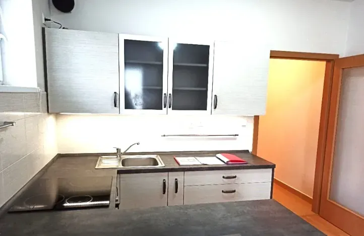 Pronájem bytu 1+kk, Lázně Bohdaneč, Za Pivovarem, 32 m2