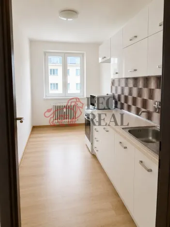 Pronájem bytu 2+1, Náměšť nad Oslavou, Husova, 57 m2