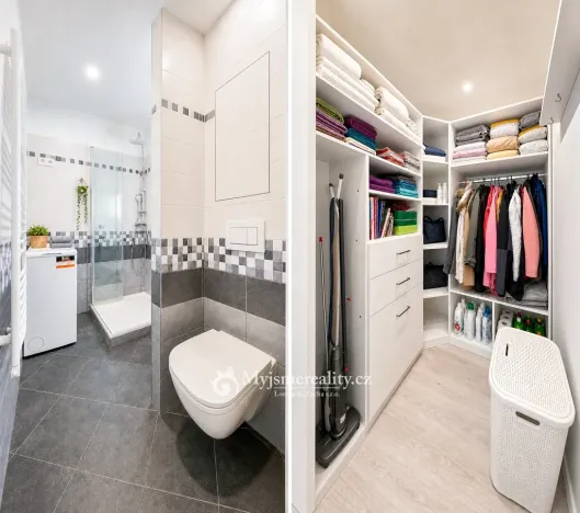Prodej bytu 3+1, Znojmo, Aninská, 69 m2