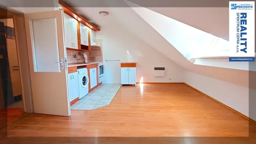 Prodej bytu 2+kk, Český Krumlov, Chvalšinská, 61 m2