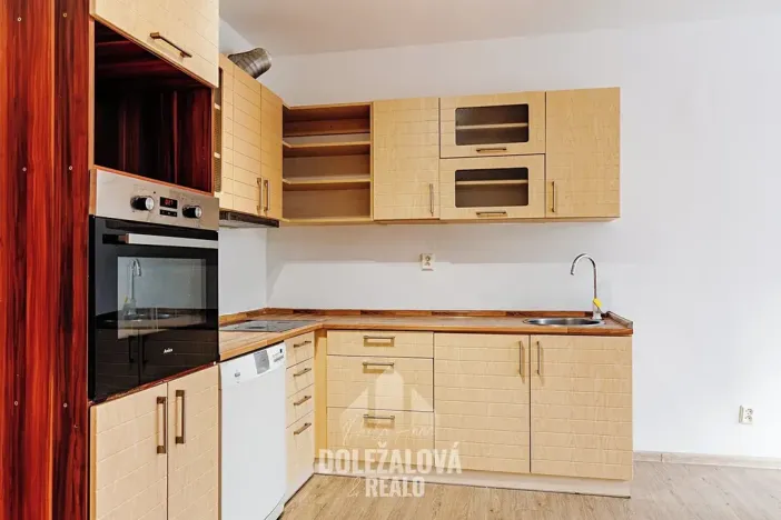 Pronájem bytu 3+kk, Jihlava, Poláčkova, 68 m2