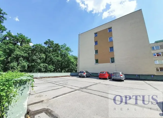 Pronájem kanceláře, Praha - Smíchov, U Demartinky, 96 m2